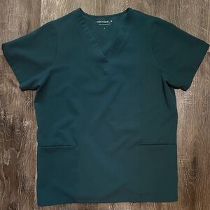 Mandala scrub top size Large- Caribbean Blue